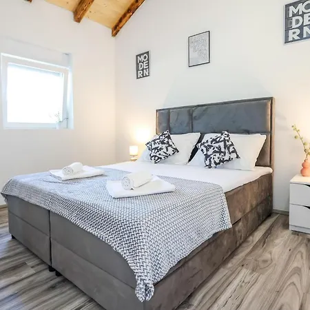 Pet Friendly In Glavica *